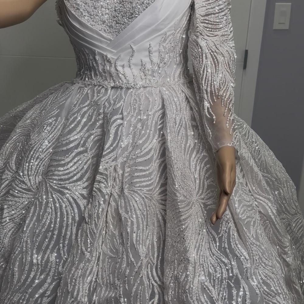 Elegant One Shoulder Silver Dress brand new no tag